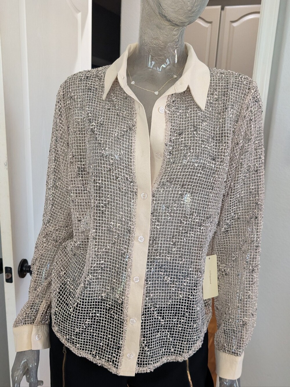 Peach Sheer Long Sleeve Button Down Top Size Medium Nwt ❤️